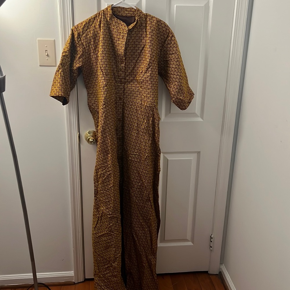 Traditional African clothe tailored (equivalent of XL/1XL)